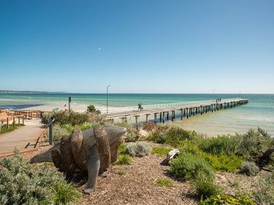 2 / 24 Nepean Highway, Seaford