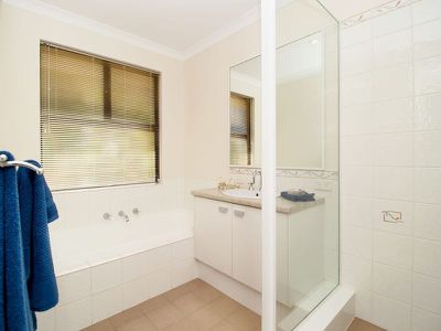 4 Fawkes Way , Baldivis
