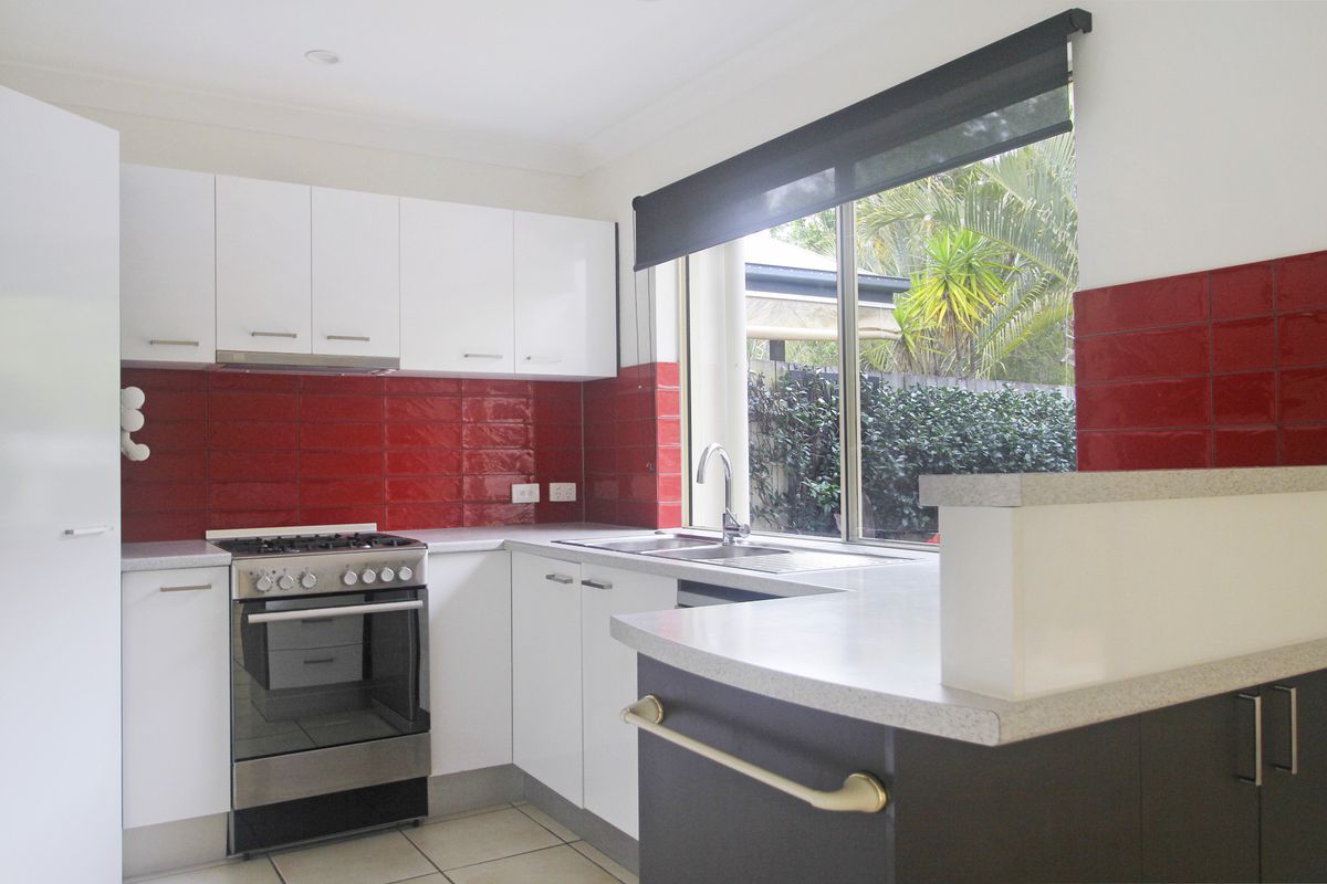 19 / 4 Riverstone Court, Tewantin