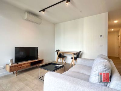 1703 / 33 Coventry Street, Southbank