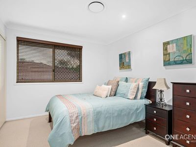 11 Saint Ives Cct, Forest Lake