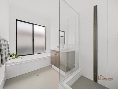 79 Castella Drive, Caversham