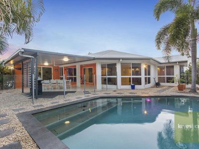 28 Lakeland Boulevard, Idalia