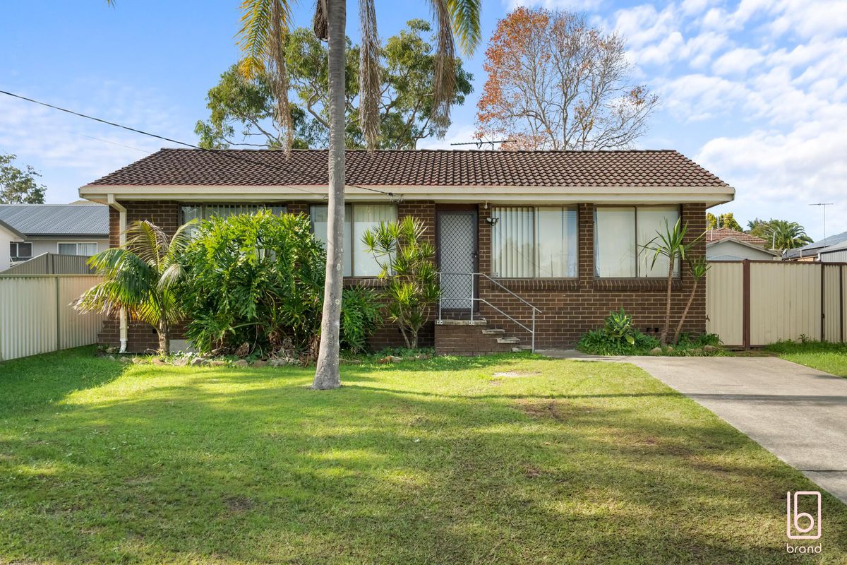 27 McKellar Boulevard, Blue Haven