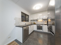 12 Loughrea Street, Tingalpa