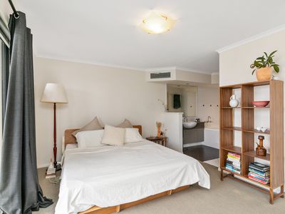 6 Boans Lane, East Perth