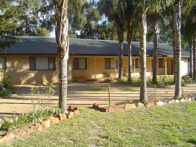 11 Lakeland Drive, Dubbo