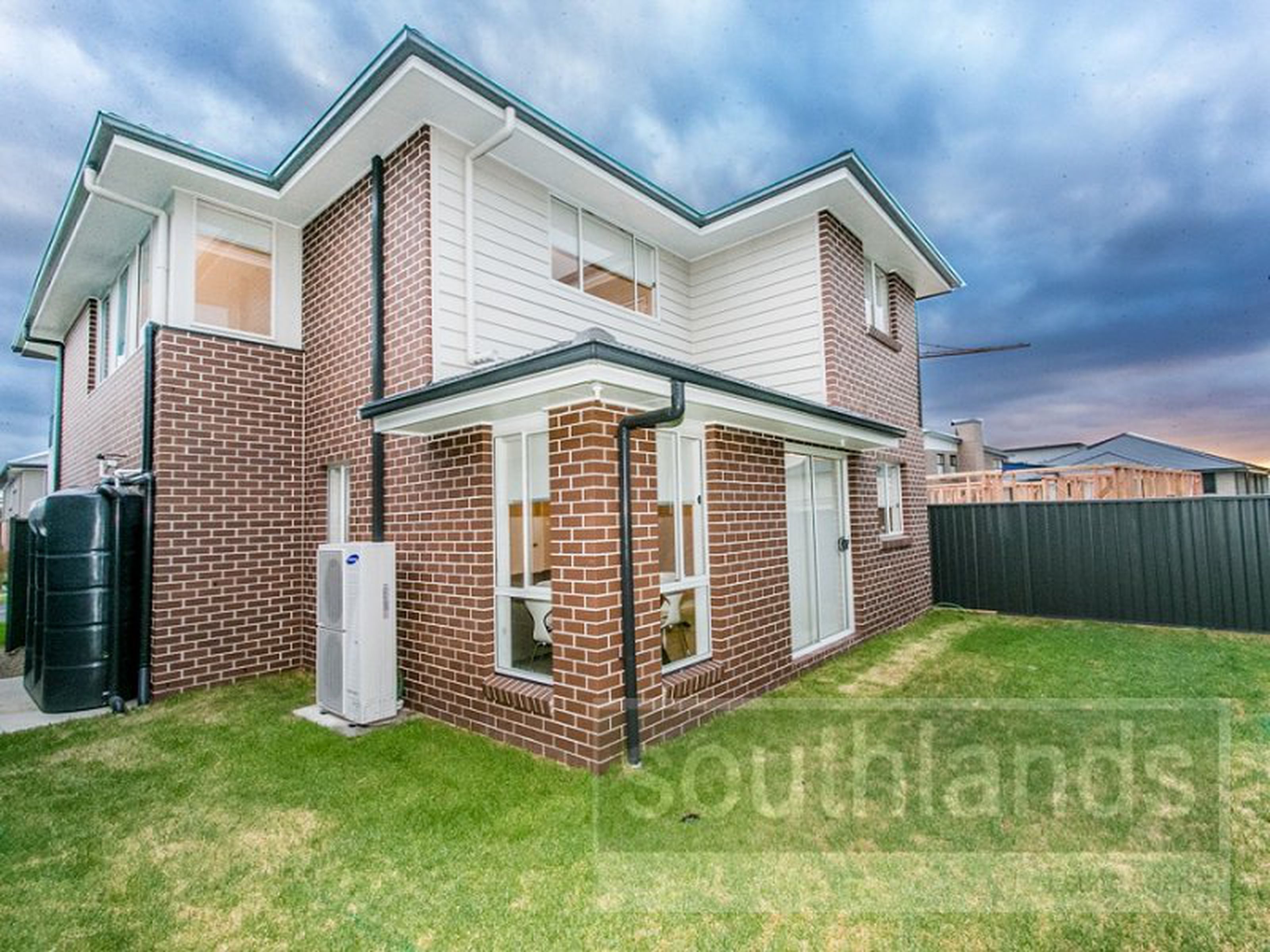 12 Cooee Ave, GLENMORE PARK
