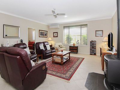 62 Wamara Crescent, Forster