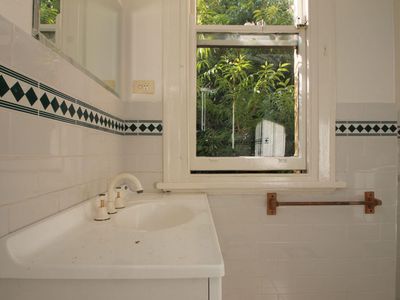 9 / 30 Forest Road, Arncliffe