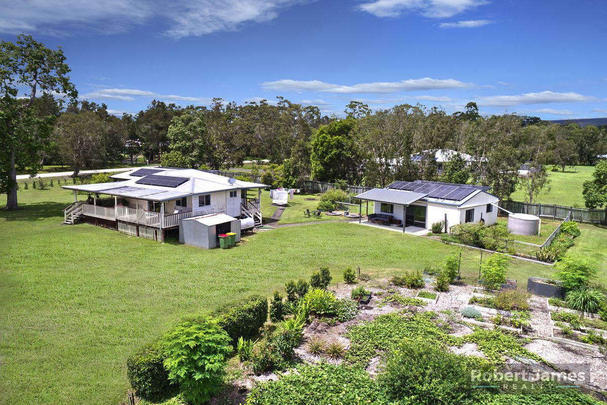 69 Green Gate Road, Cooroibah