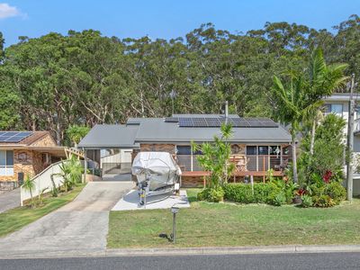 139 Green Point Drive, Green Point