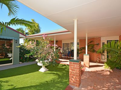 8 Lakeside Court, Torquay