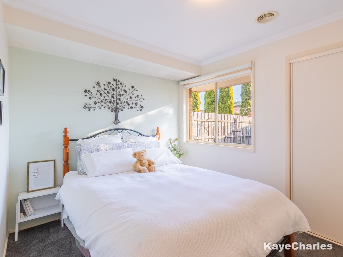 18 Retreat Circuit, Beaconsfield