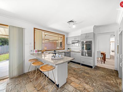10 Deloraine Close, Hinchinbrook