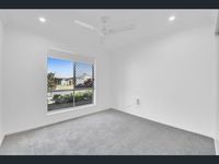 12 Mount Crosby Street, Park Ridge