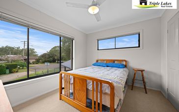 10 Omaru Place, Summerland Point