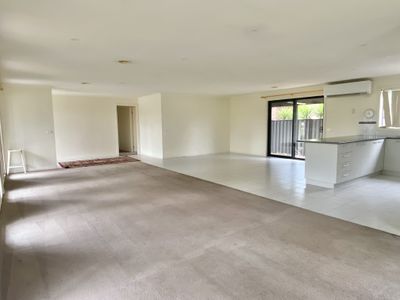 21 Peppertree Drive, Point Cook