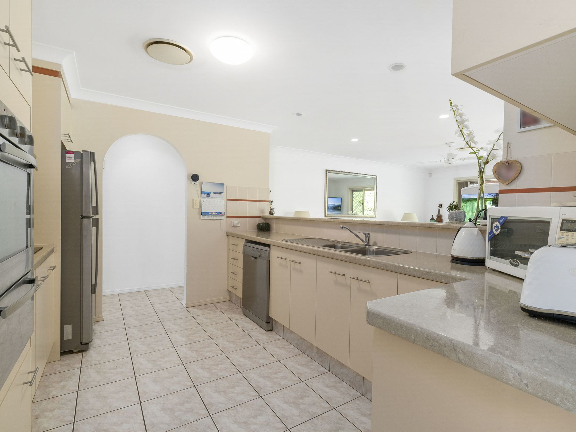 24 Cominan Avenue, Banora Point