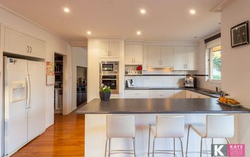 21 Sugarloaf Road, Beaconsfield Upper