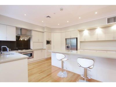 267 Mill Point Road, South Perth