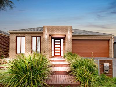 27 Cobram Street, Tarneit