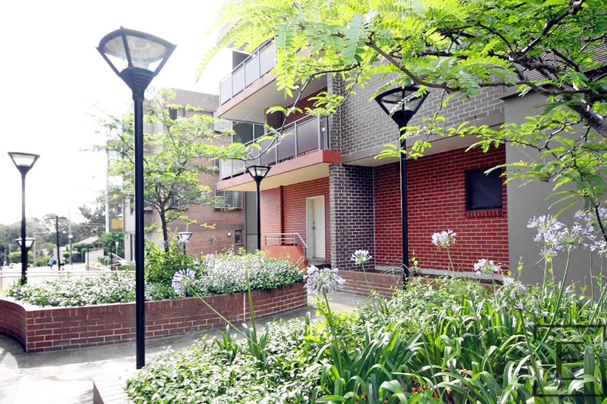 D106 / 27-29 George Street, North Strathfield