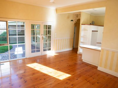 25 Faircroft Avenue, Glen Iris
