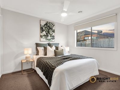 174 Wheelers Park Drive, Cranbourne North