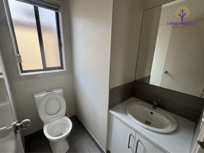 1 / 5 Equine Court, Tarneit