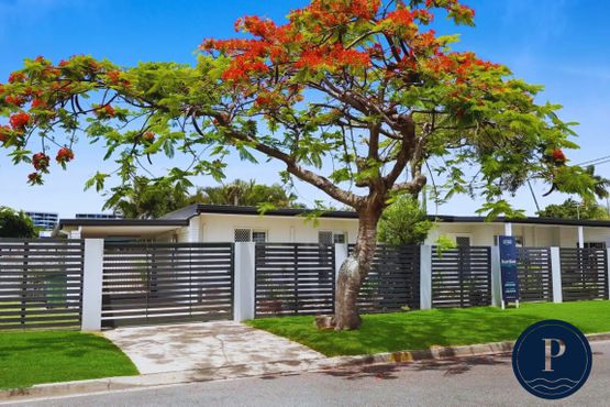 25 Mungera Street, Biggera Waters