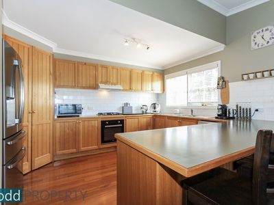 425 Adairs Lane, Heathcote