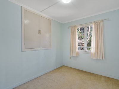 11 Silverstone Street, Holland Park West