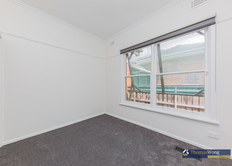 742 Whitehorse Road, Mitcham