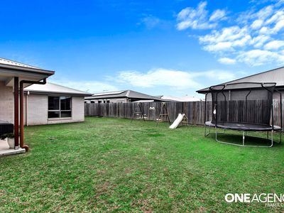 15 Sailaway Circuit, Eli Waters