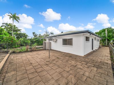 97-99 Cassowary Street, Freshwater
