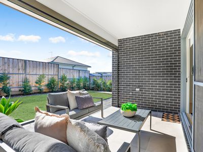 6 Brindle Parkway, Box Hill