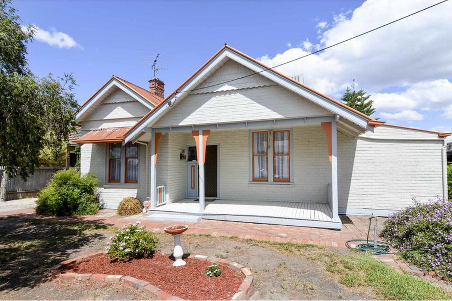 4 Lynott Street, Horsham