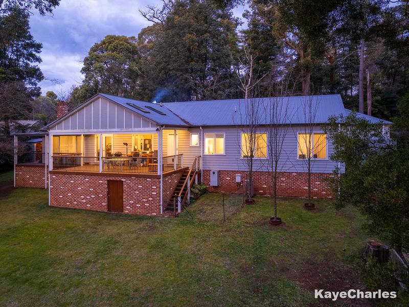 18 Florence Avenue, Emerald