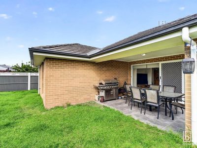 7 Minorca Circuit, Hamlyn Terrace