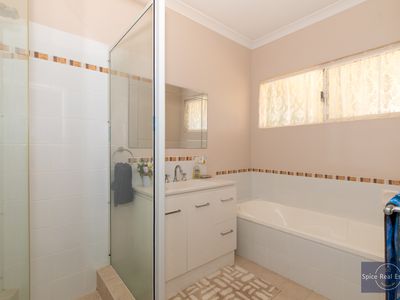 71 Sea Change Close, Hay