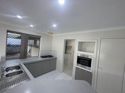 2 Earlsferry Green, Kinross