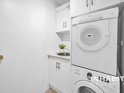 10W / 16 Kings Park Avenue, Crawley