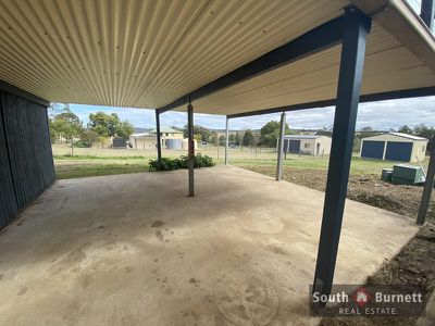 8 Rippingale Street, Moffatdale