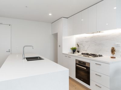 M1304 / 188 Macaulay Road, North Melbourne