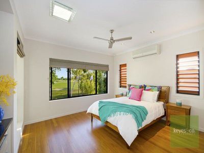 6 Albatross Court, Kirwan