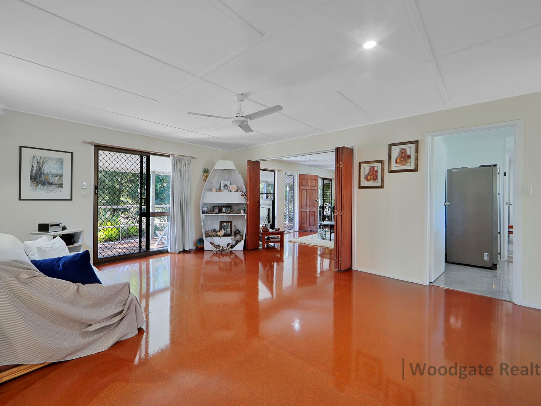 48 FIRST AVENUE, Woodgate