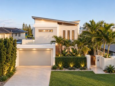21 ETNA STREET, Isle Of Capri