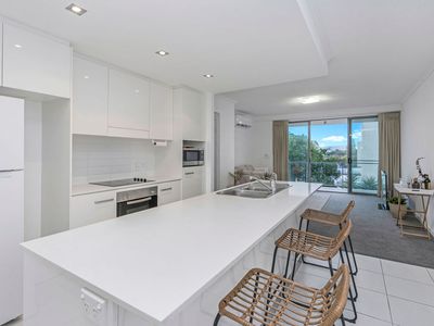 28 / 2 GAVEN CRESCENT, Mermaid Beach