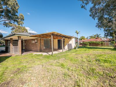 4 Fir Court, Camillo